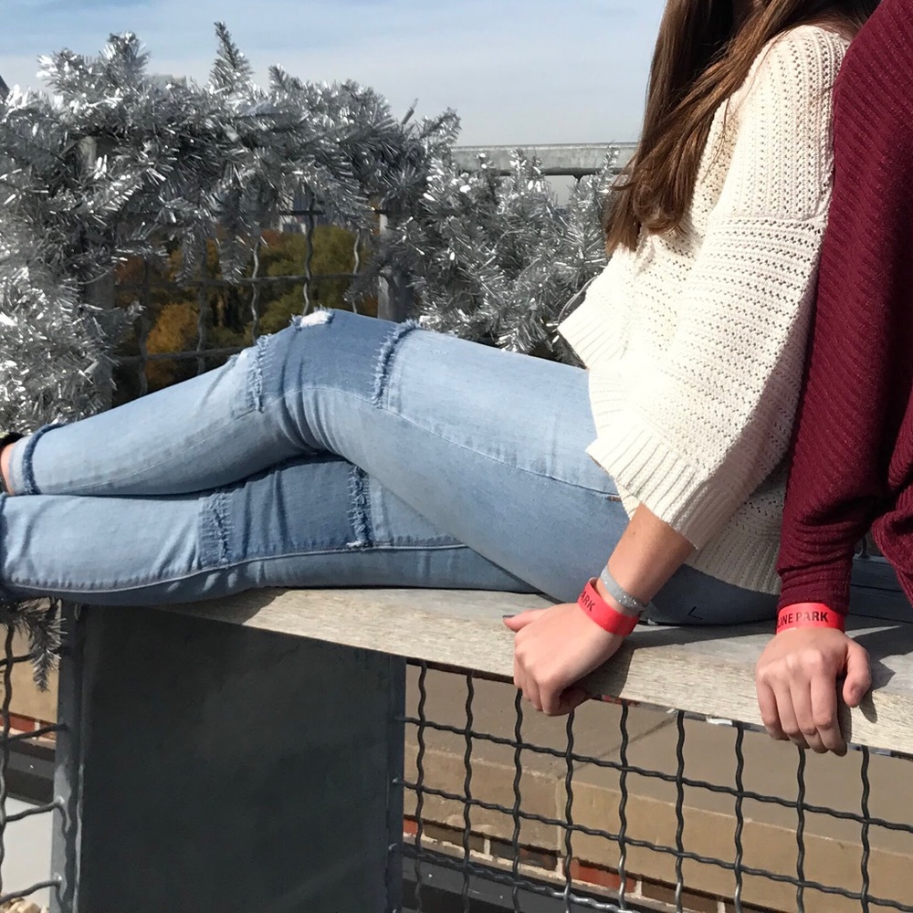Hudson Jeans! - Picture 6 of 7